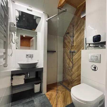 Smrekowe Zacisze 木屋 *